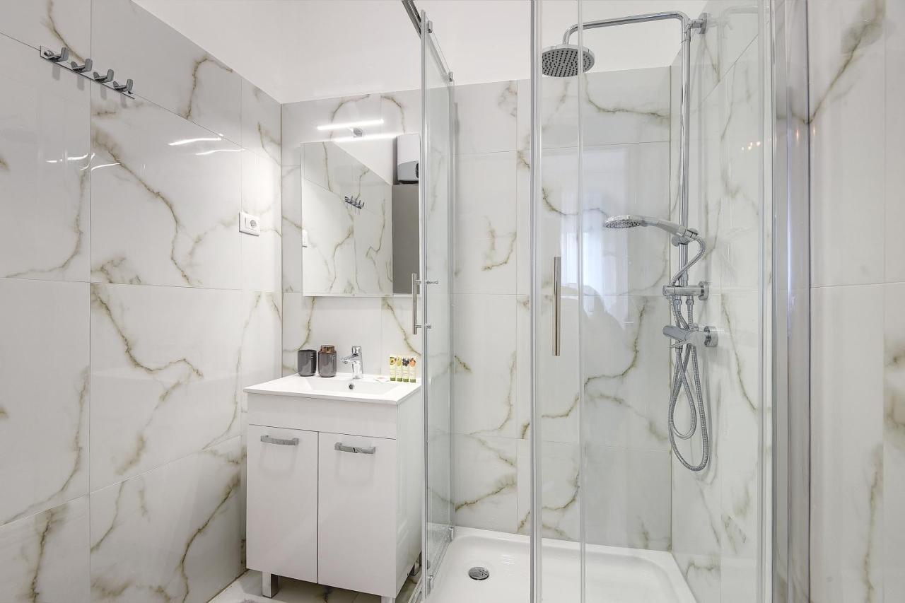 E&F Luxury Apartments Pula Exterior photo