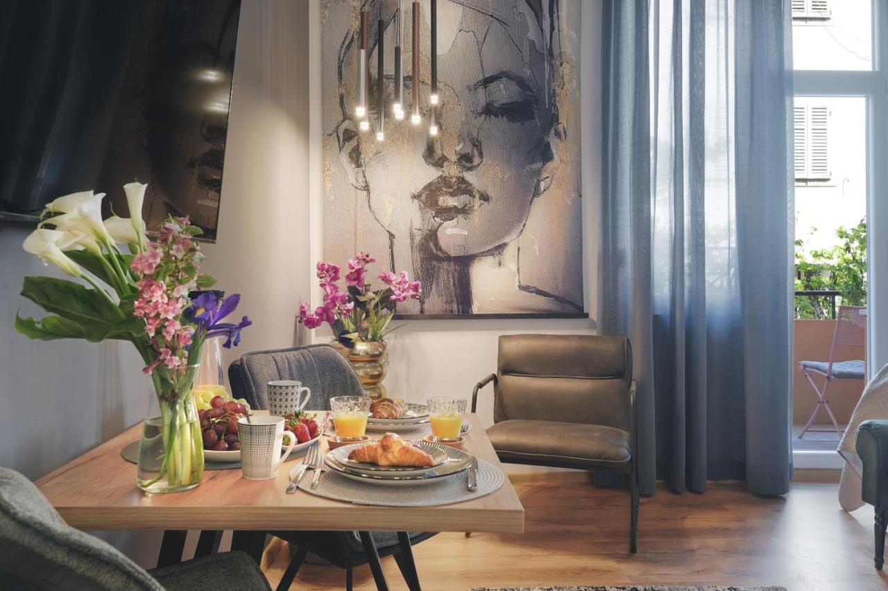 E&F Luxury Apartments Pula Exterior photo